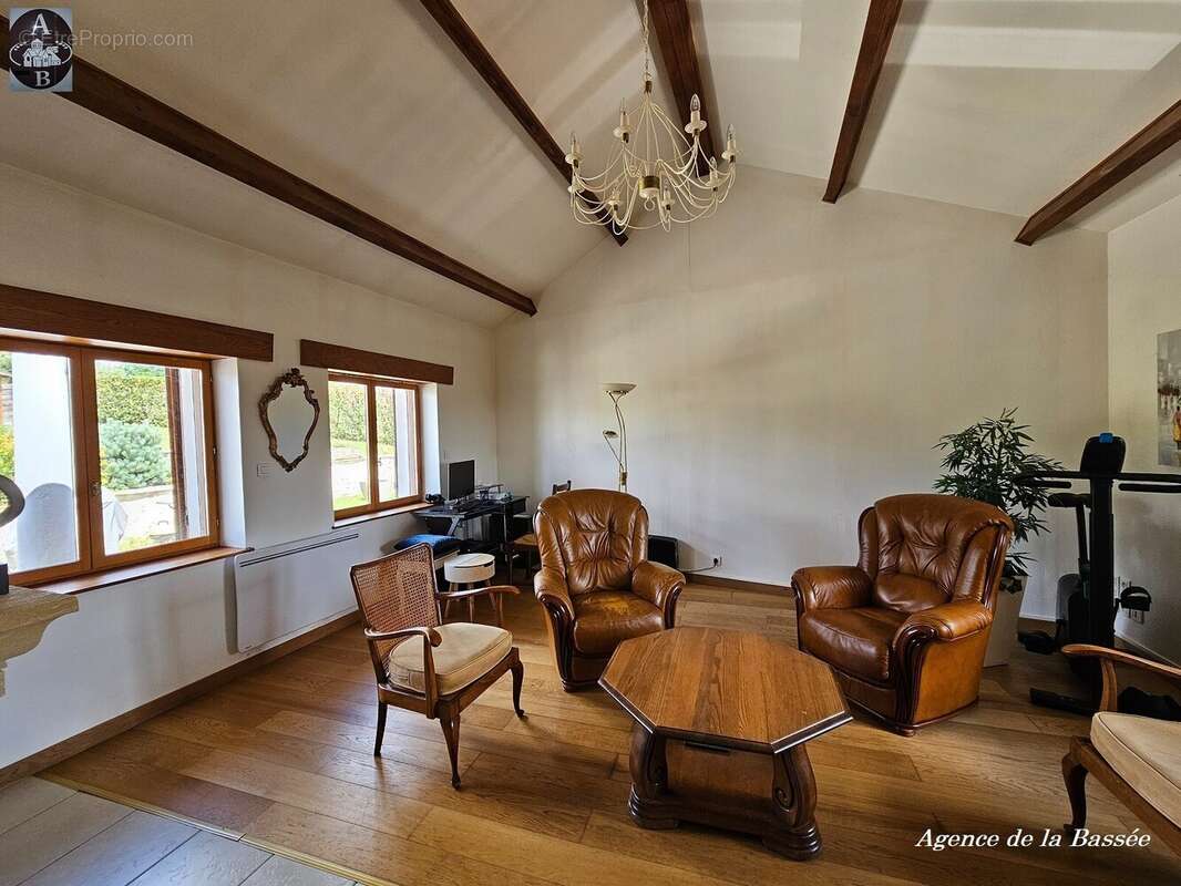 Maison 110 m² à Provins  - photo 9