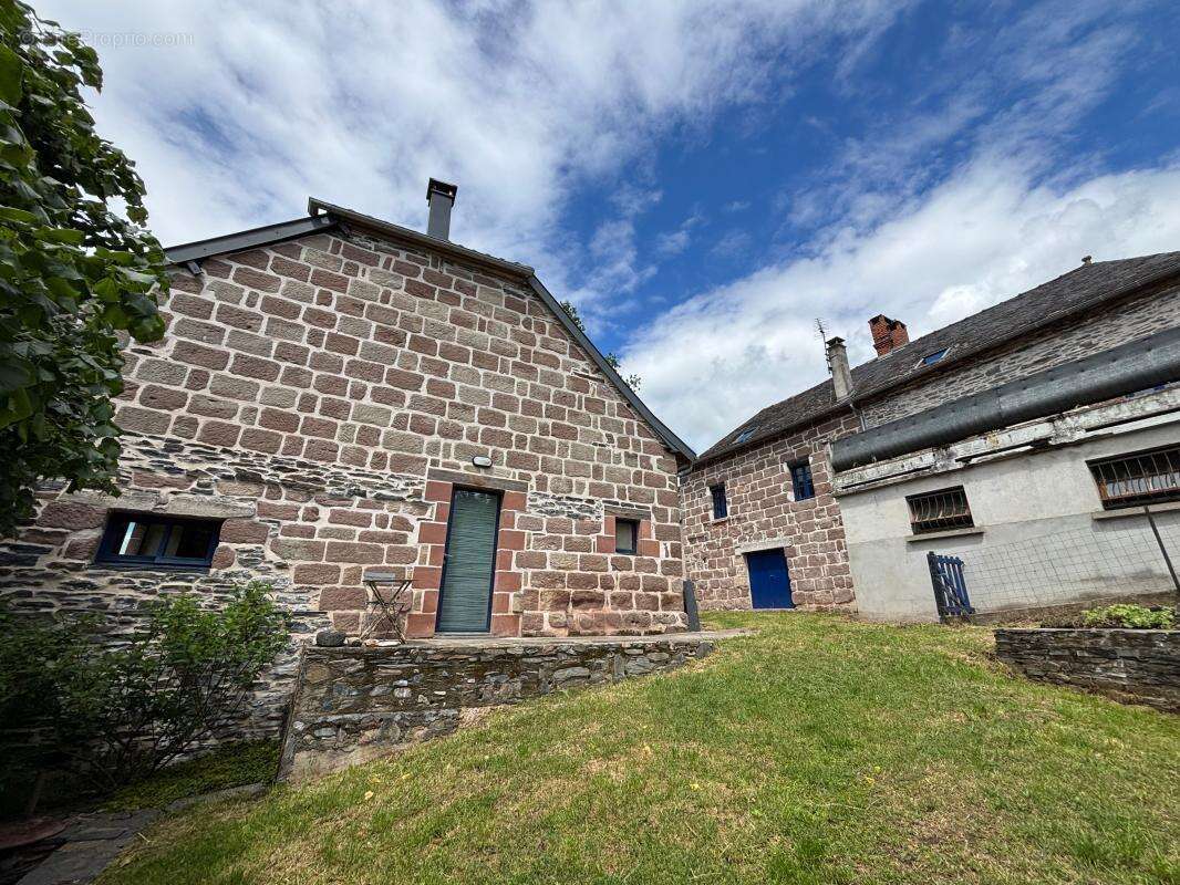 Maison à DONZENAC