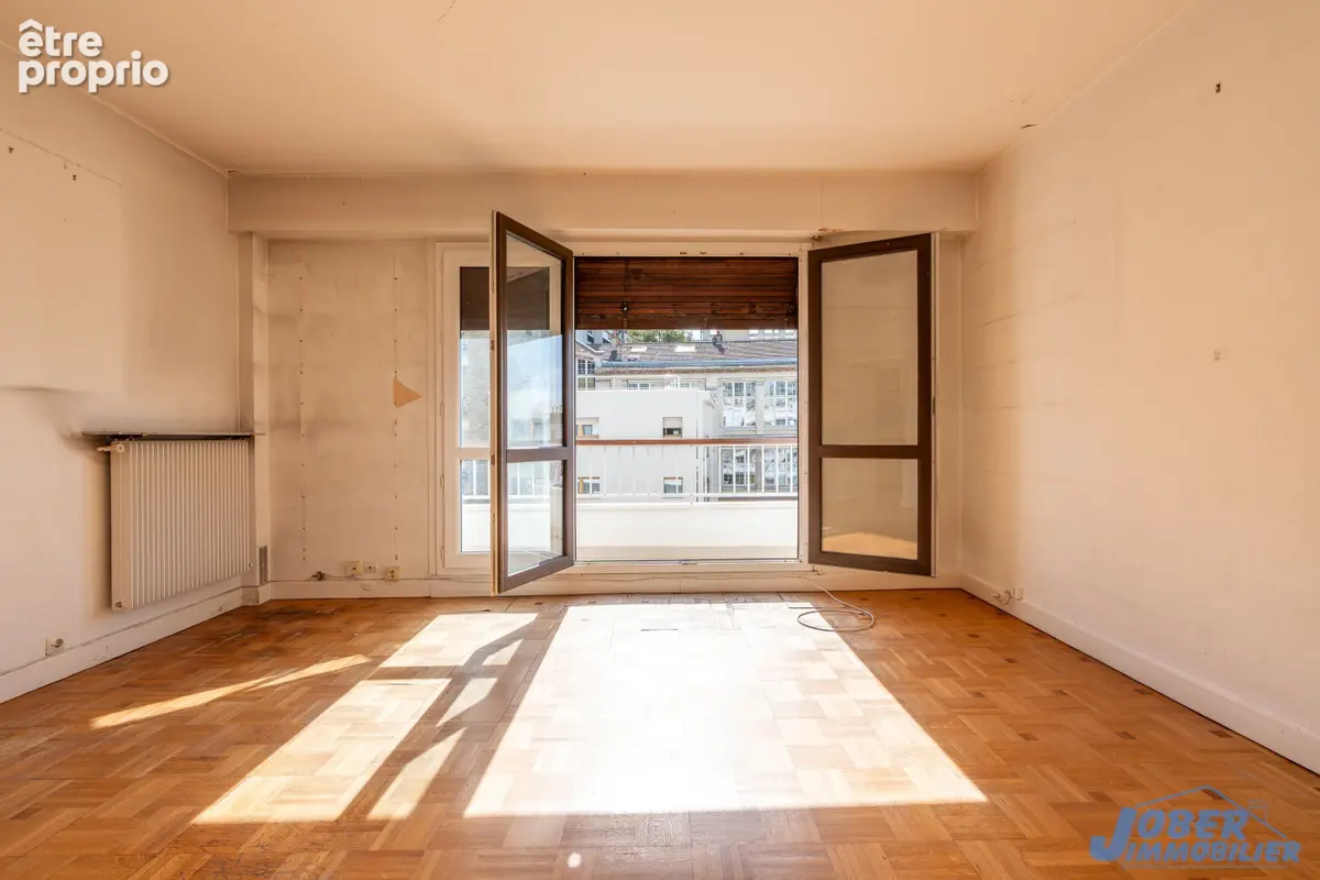 Appartement à PARIS-11E