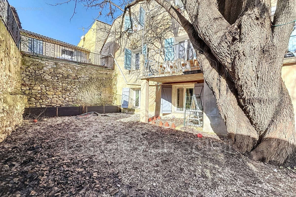Appartement à BRIGNOLES