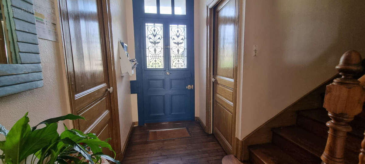 St-BRIEUC, quartier résidentiel, maison de caractère à vendre - photo 3