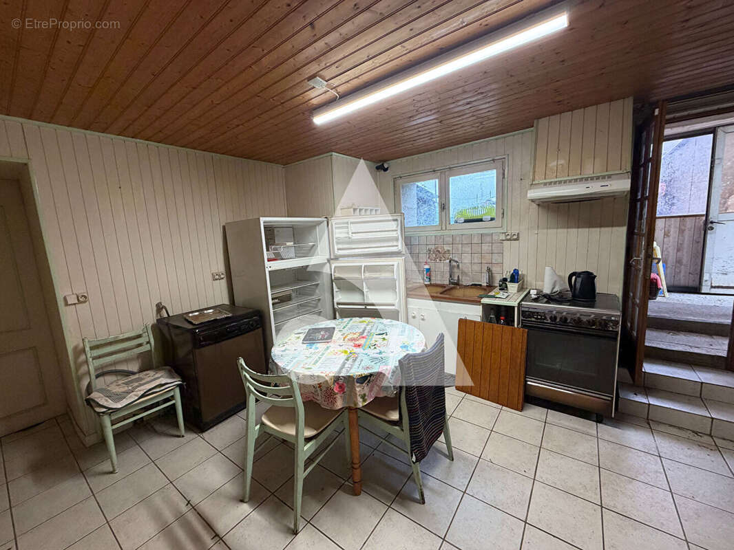 Maison Aiffres 11 pièce(s) 400 m2 - photo 4