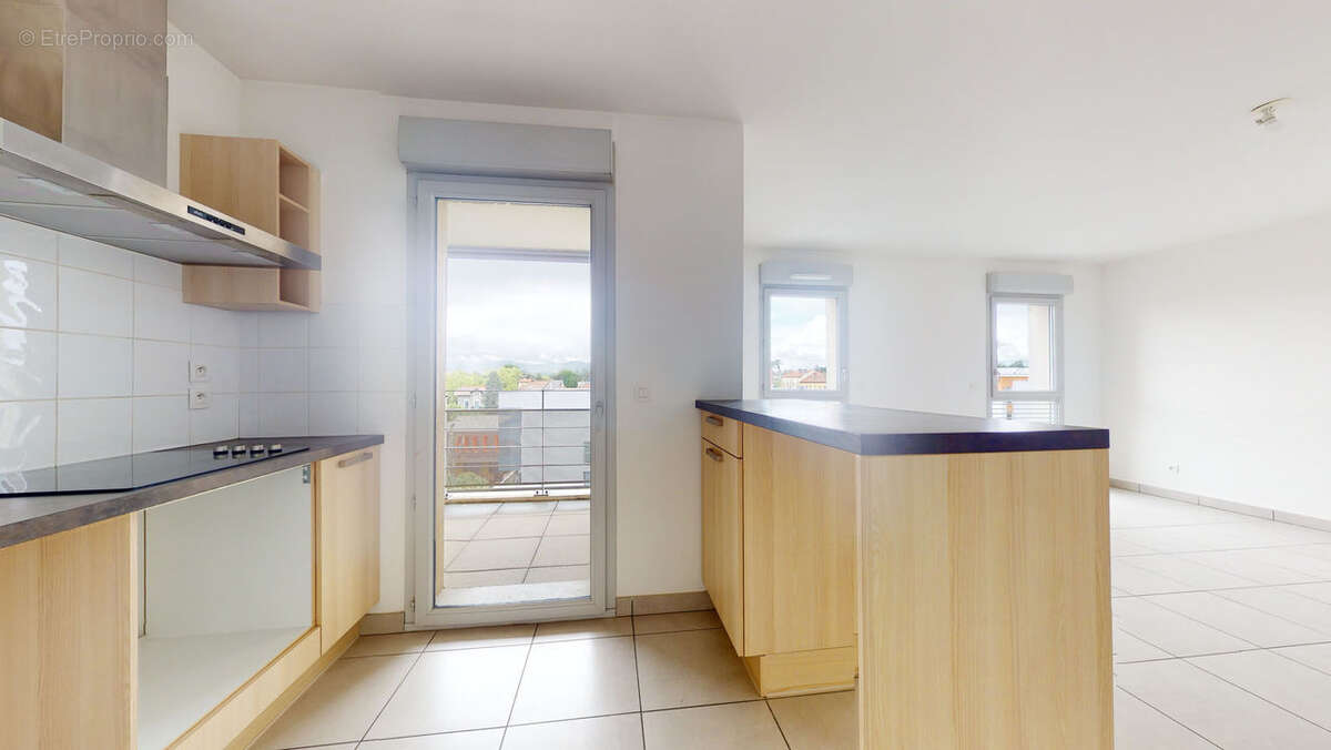 Appartement à TASSIN-LA-DEMI-LUNE