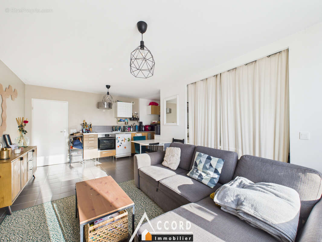 Appartement à SARTROUVILLE