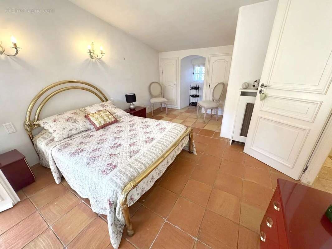 37mn cannes à speracedes vente villa individuelle sur terrain plat avec piscine - photo 16