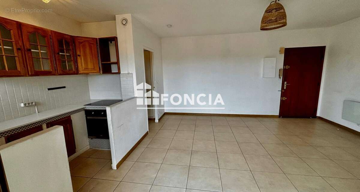 Appartement à SIX-FOURS-LES-PLAGES