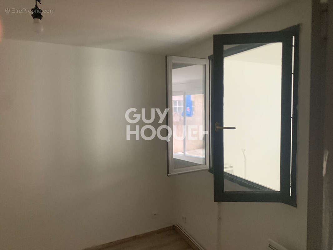 Appartement à LES LILAS