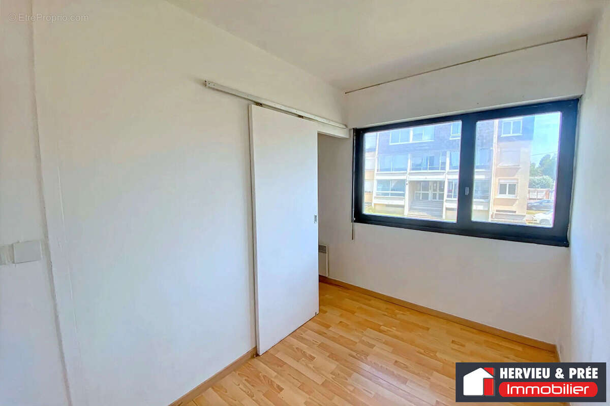 Appartement à COURSEULLES-SUR-MER
