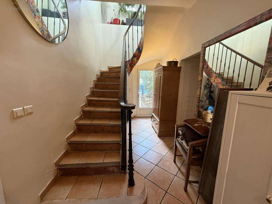 Maison à MARSEILLE-10E