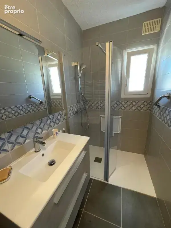 Maison de 7 pièces en centre bourg - photo 4