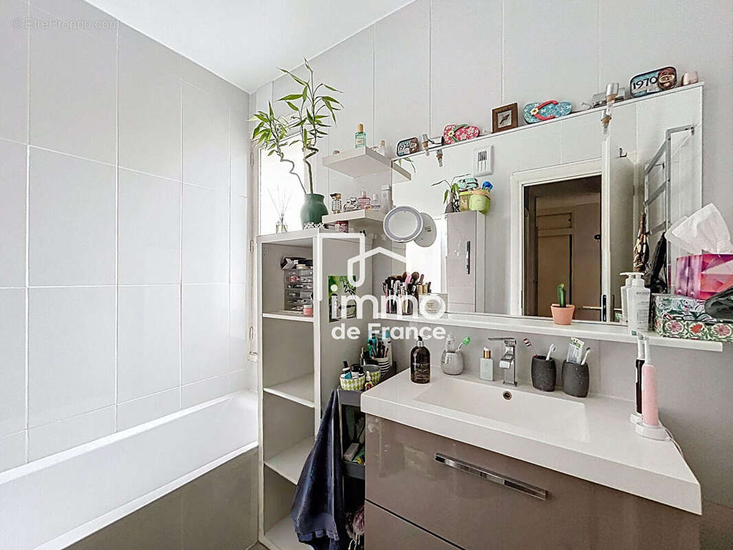 Appartement à FERNEY-VOLTAIRE