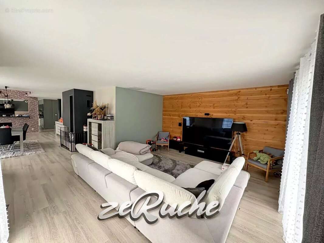 Maison à LE BENY-BOCAGE