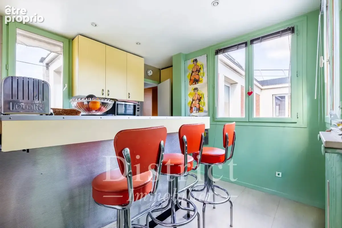 Champs de Mars - Saint Dominique. Appartement de 112m² au dernier étage, terrasse de 12m² avec magnifique vue plein soleil. - photo 6