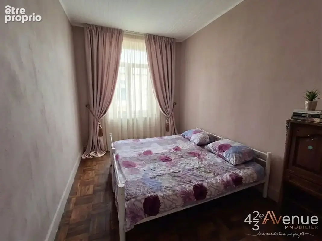 Appartement 2 pièces 50 m² à vendre à Saint-Etienne (42000) - photo 4