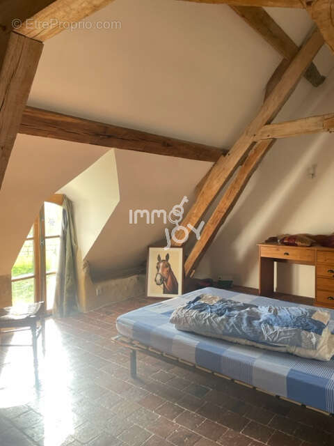 Maison à CONDE-SUR-HUISNE
