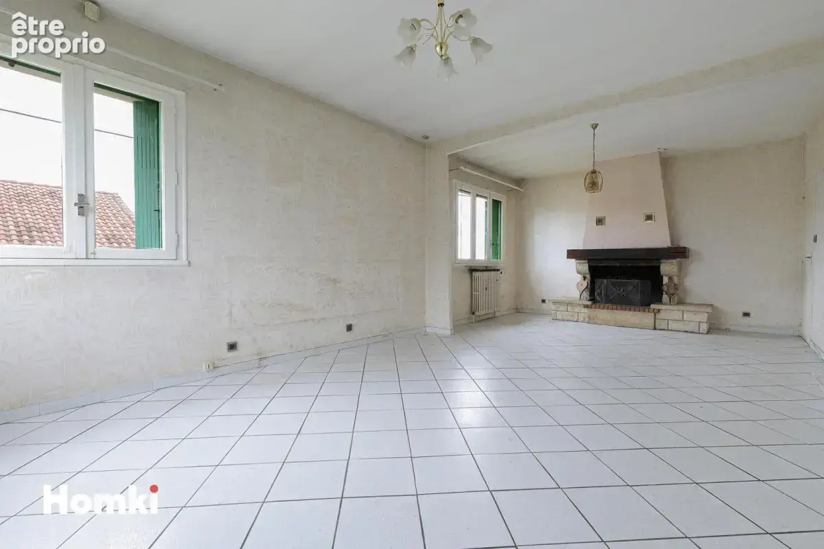 Maison/Villa T5 de 113 m² + terrain de 2174 m² à Saubens 31600 - photo 3
