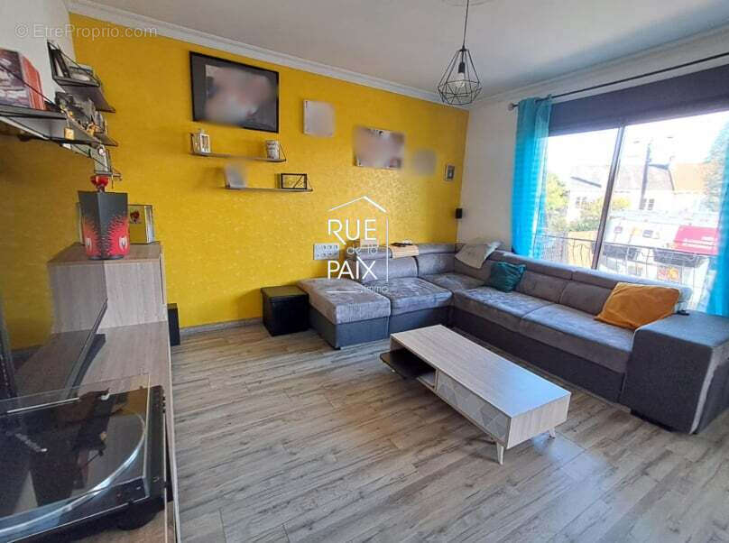 Maison à CHATELLERAULT