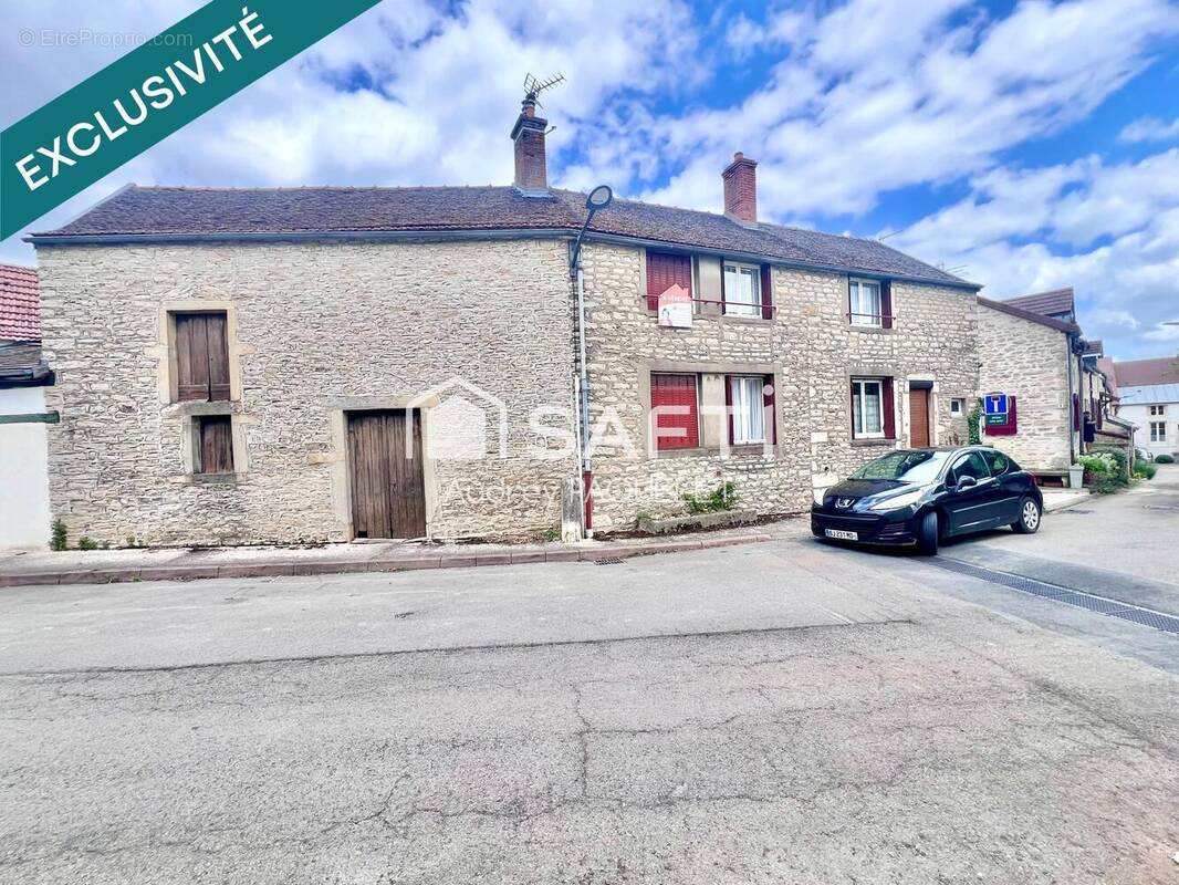 Photo 1 - Maison à MARSANNAY-LA-COTE
