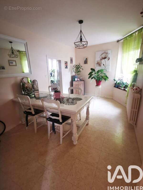 Photo 2 - Maison à CONNERRE