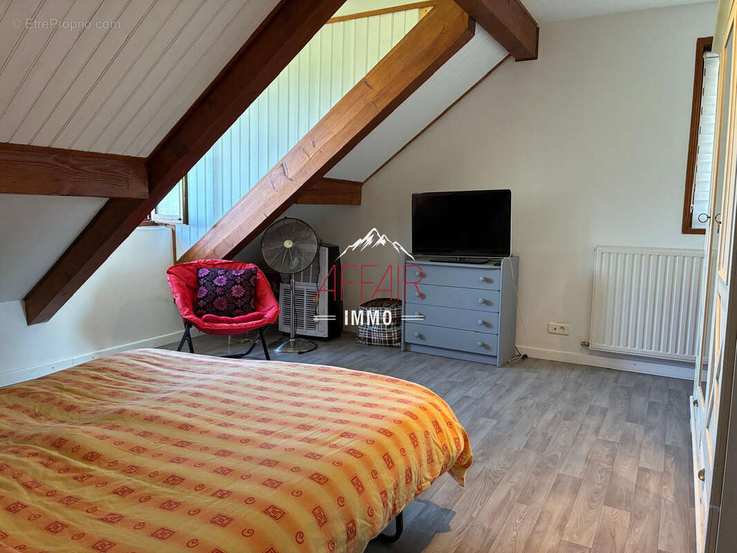 Maison t6 - 74160 archamps - vue degagée - photo 9
