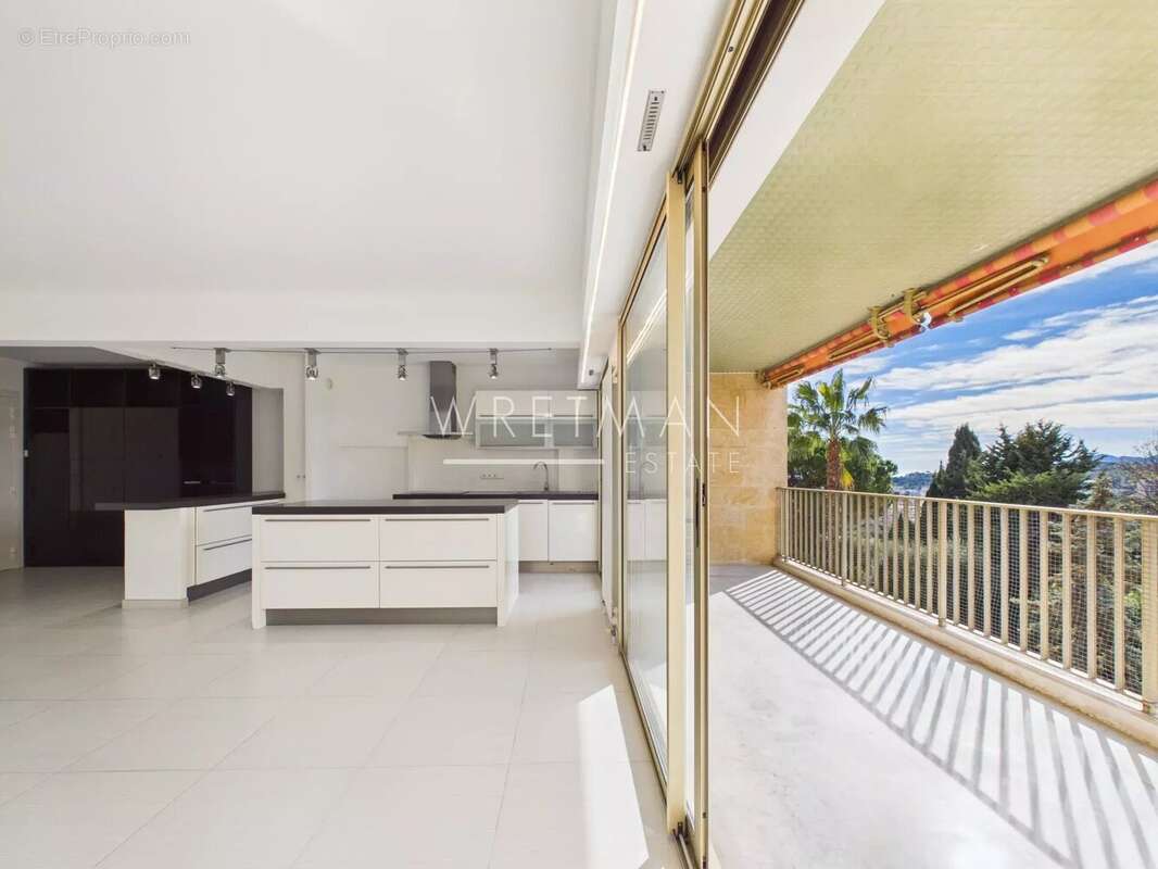 Appartement à LE CANNET