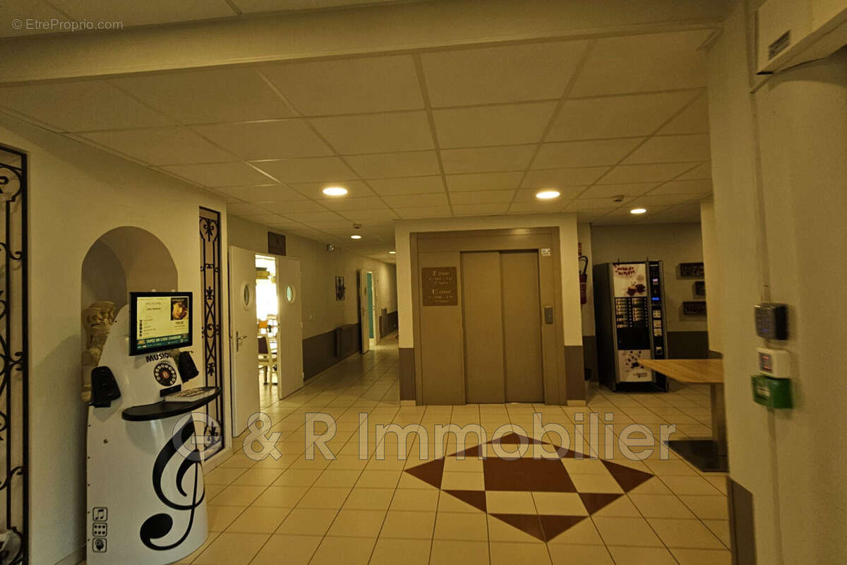 Appartement à LA BOUILLADISSE