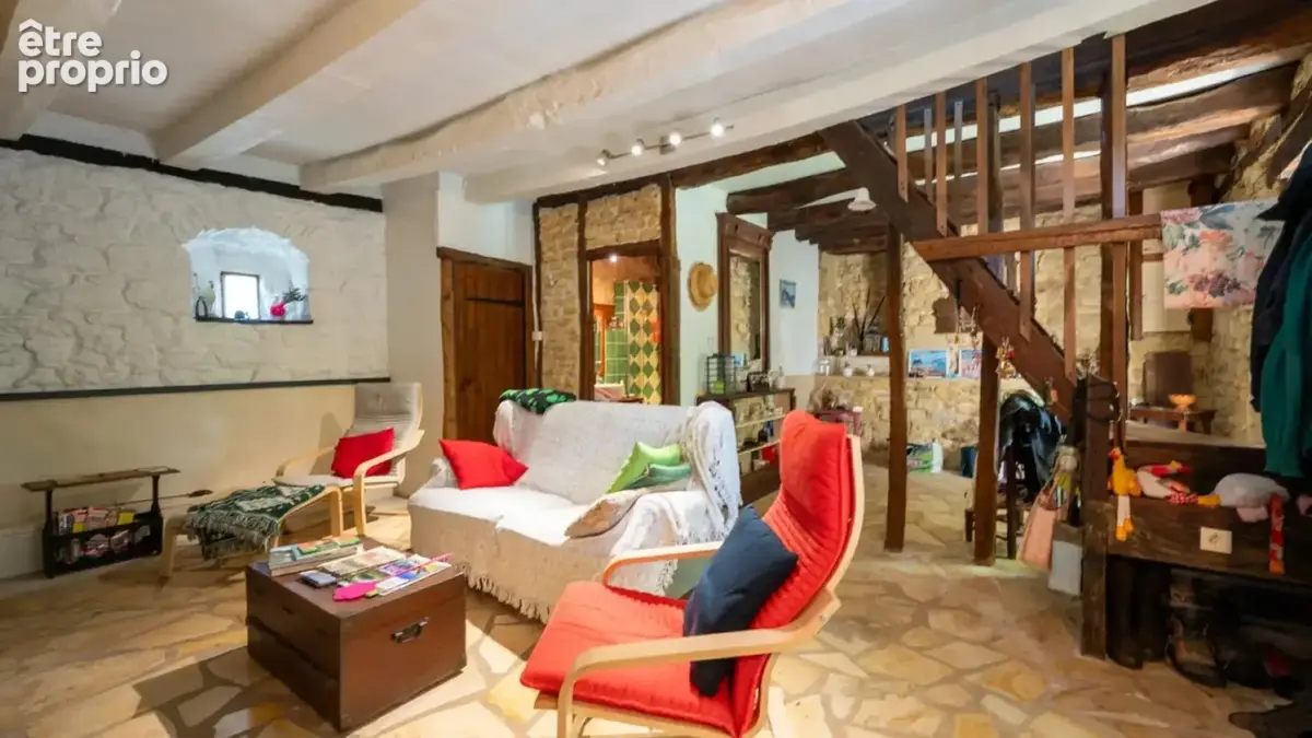 EXCLUSIVITE - Agréable Propriété de caractère avec spacieuse mai - photo 15