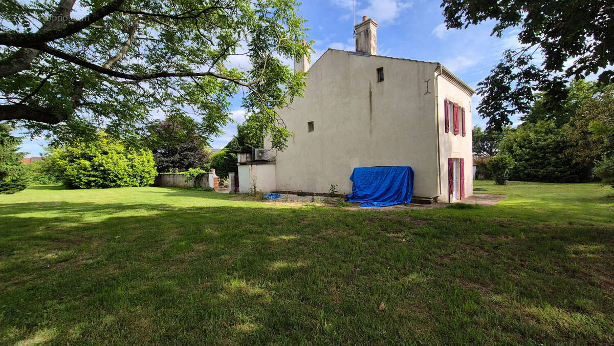 Maison à BRAGNY-SUR-SAONE