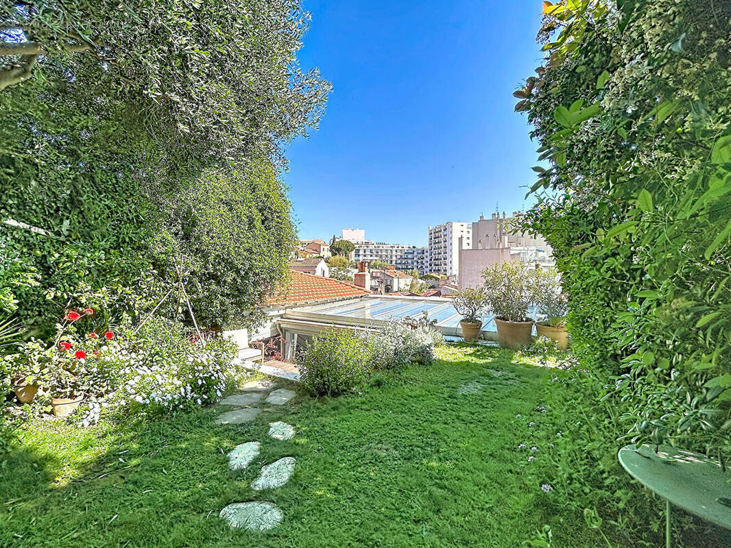 Maison à MARSEILLE-6E