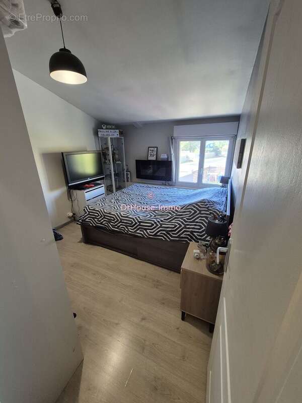 Maison 90 m² à Saint-Sulpice-Et-Cameyrac  - photo 5