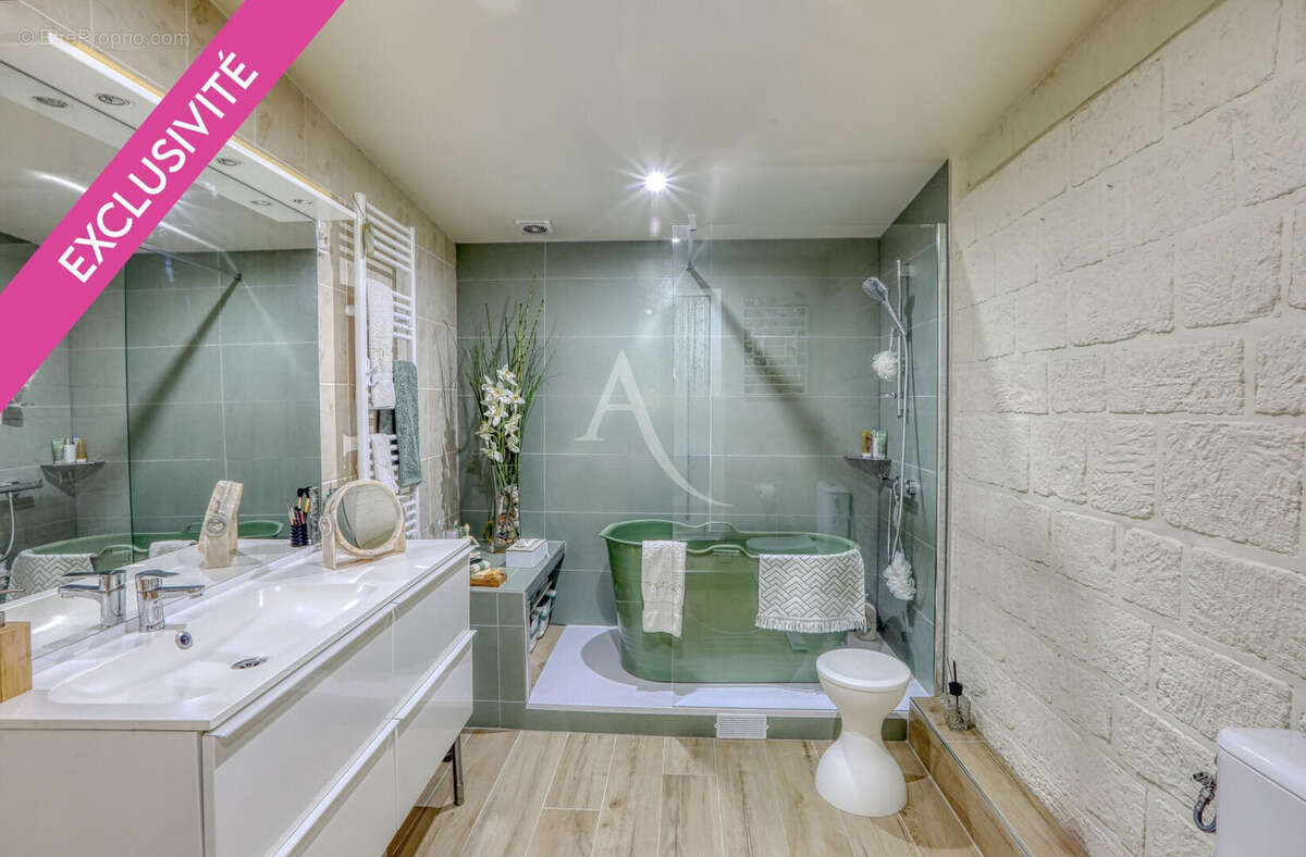 Appartement à HARDRICOURT