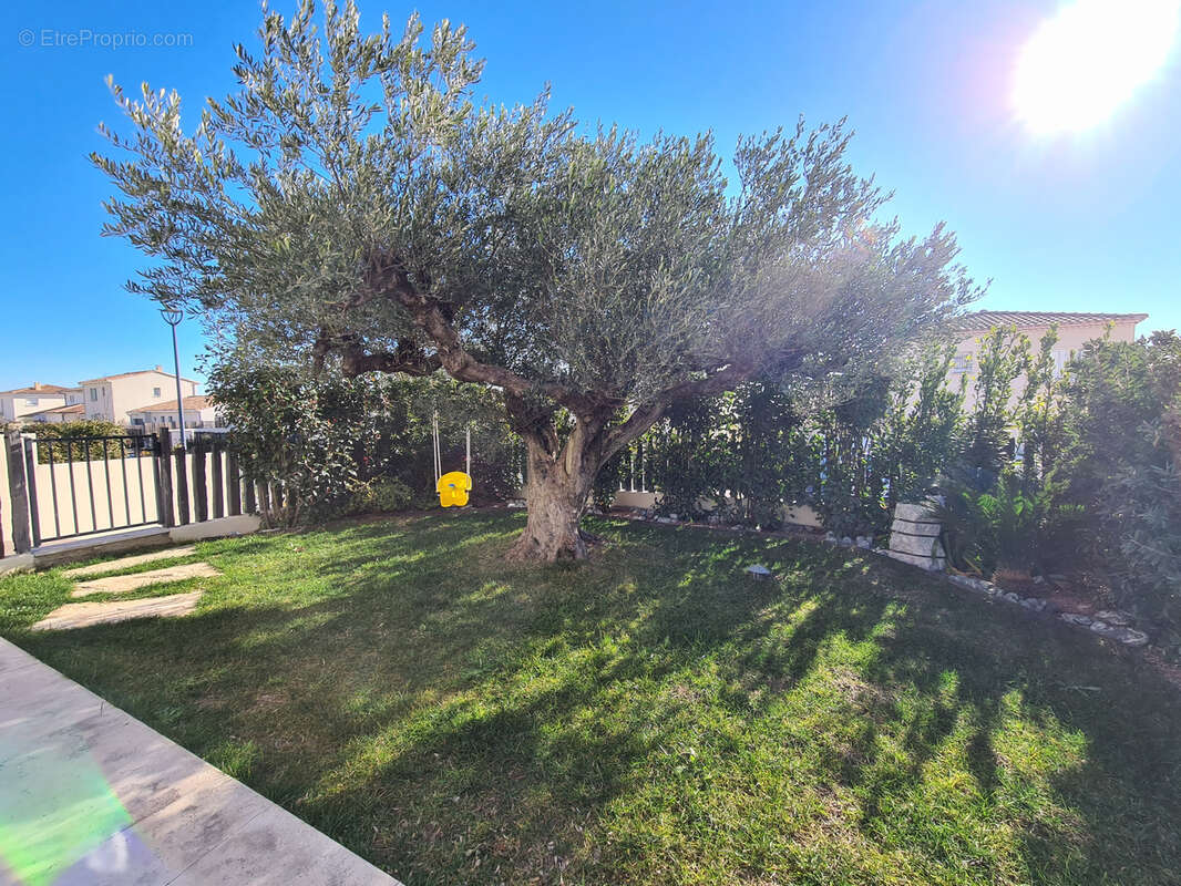 Maison à RESTINCLIERES