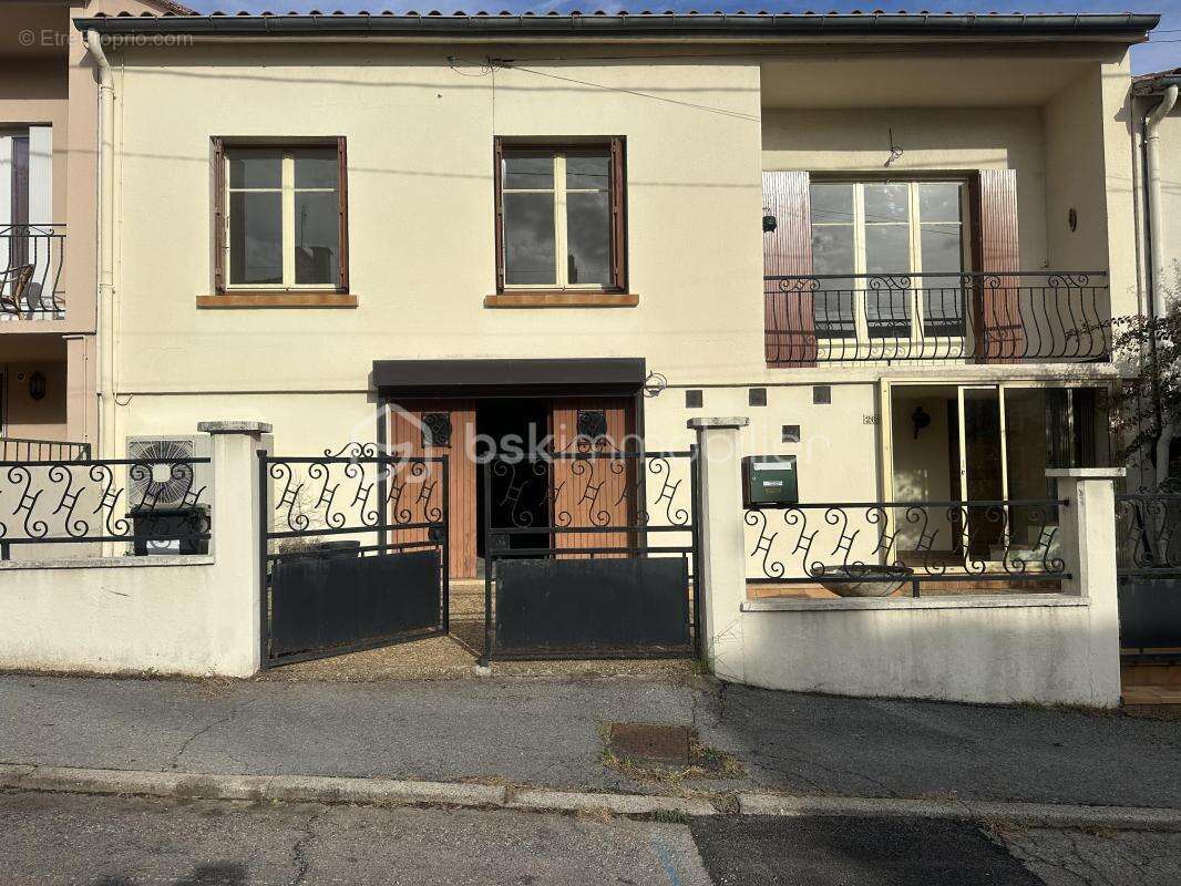 Baisse de prix pour ce bien !  Ales 3 minutes du centre Ville , secteur Cauvel  ,à proximité  de toutes  Commodités - photo 2