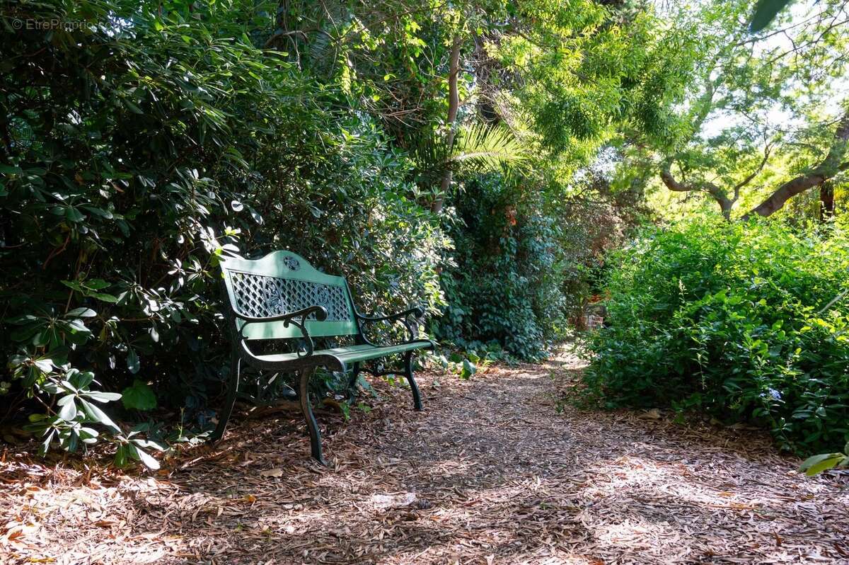 Maison à CARQUEIRANNE