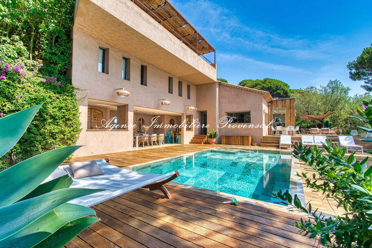 Maison 260 m² à Sainte-Maxime  - photo 6