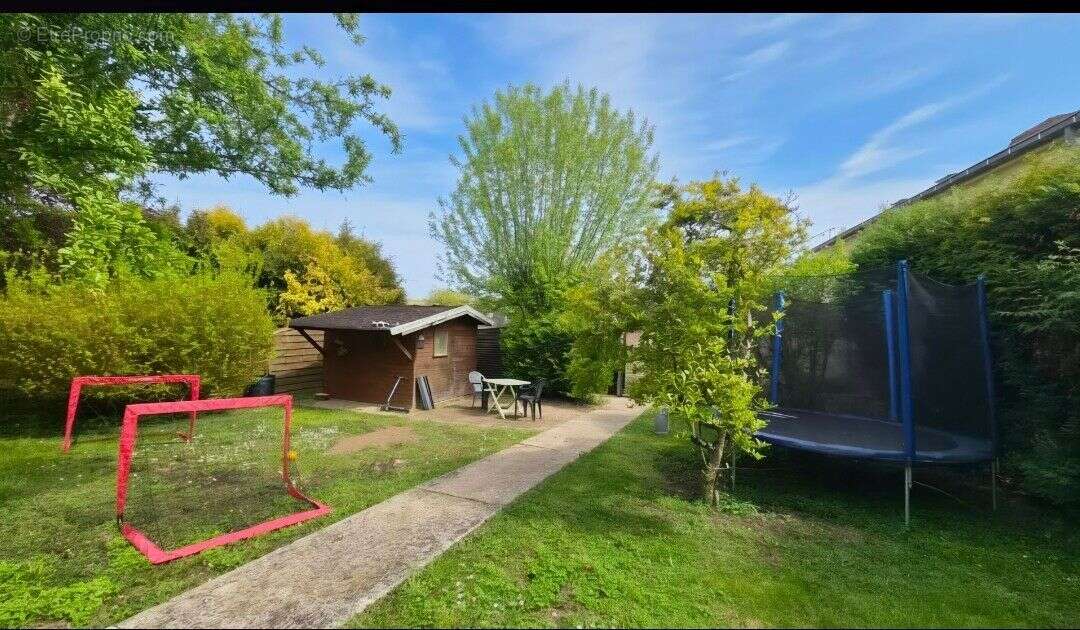 Maison à SACLAS