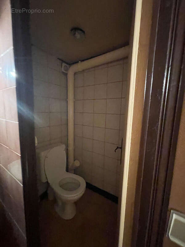 Commerce à COLOMBES