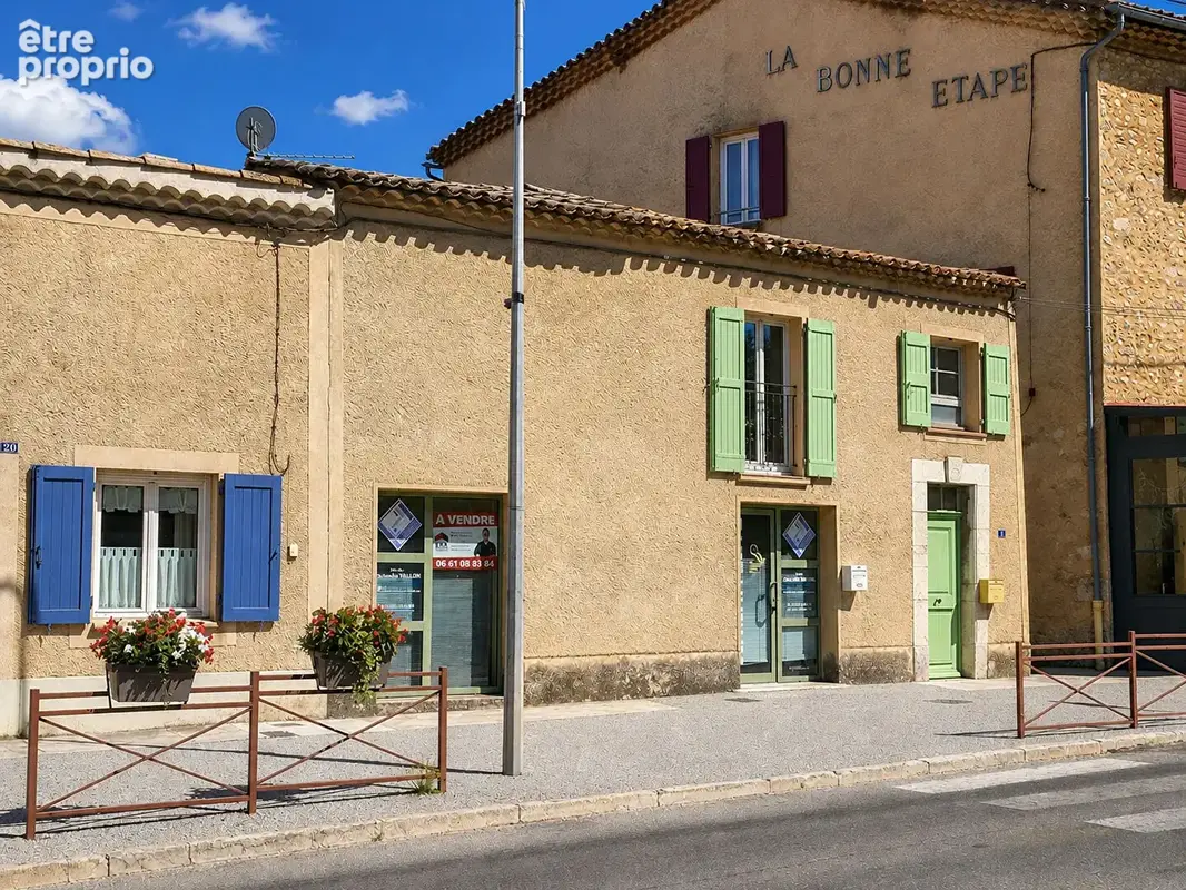 Photo Appartement à Chateau-Arnoux-Saint-Auban au prix de 149 900€