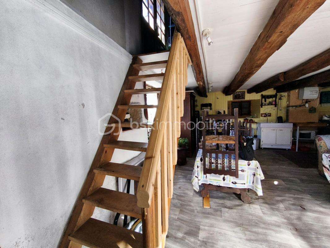 Maison à CAMPAN