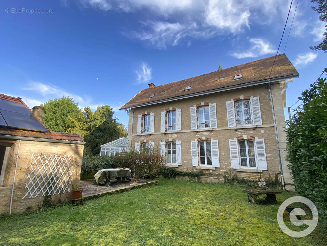 Maison à SAINTE-COLOMBE