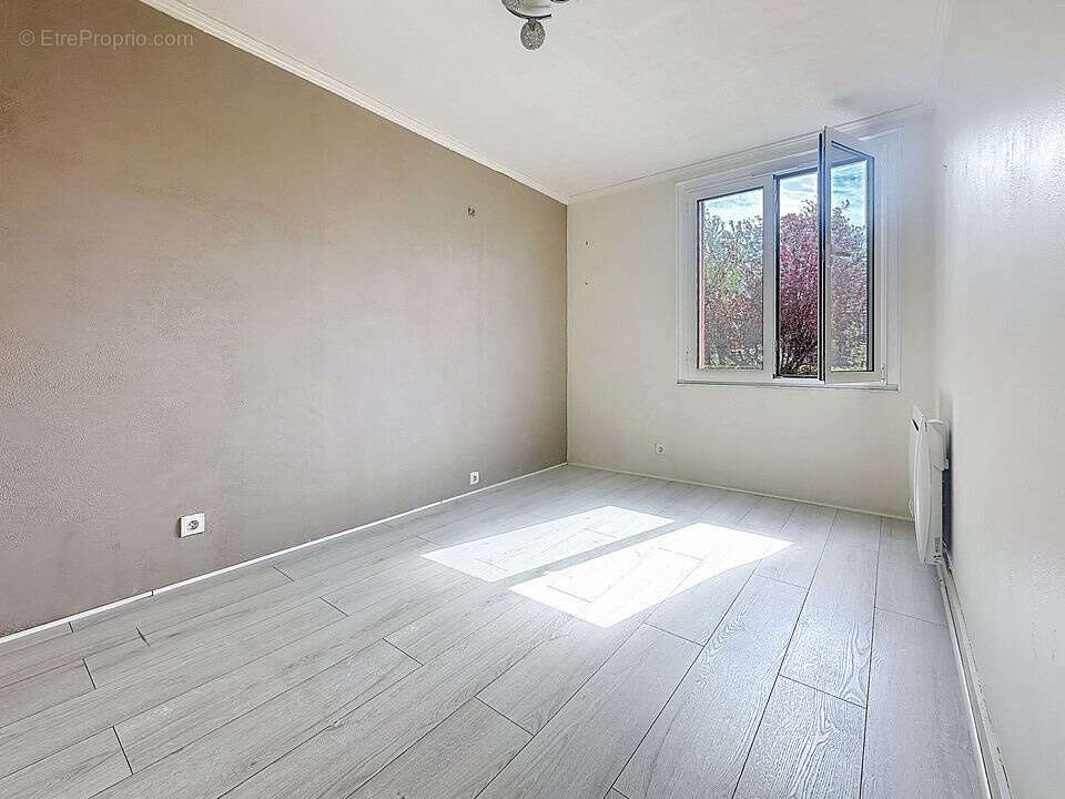 Appartement à VILLIERS-SUR-MARNE
