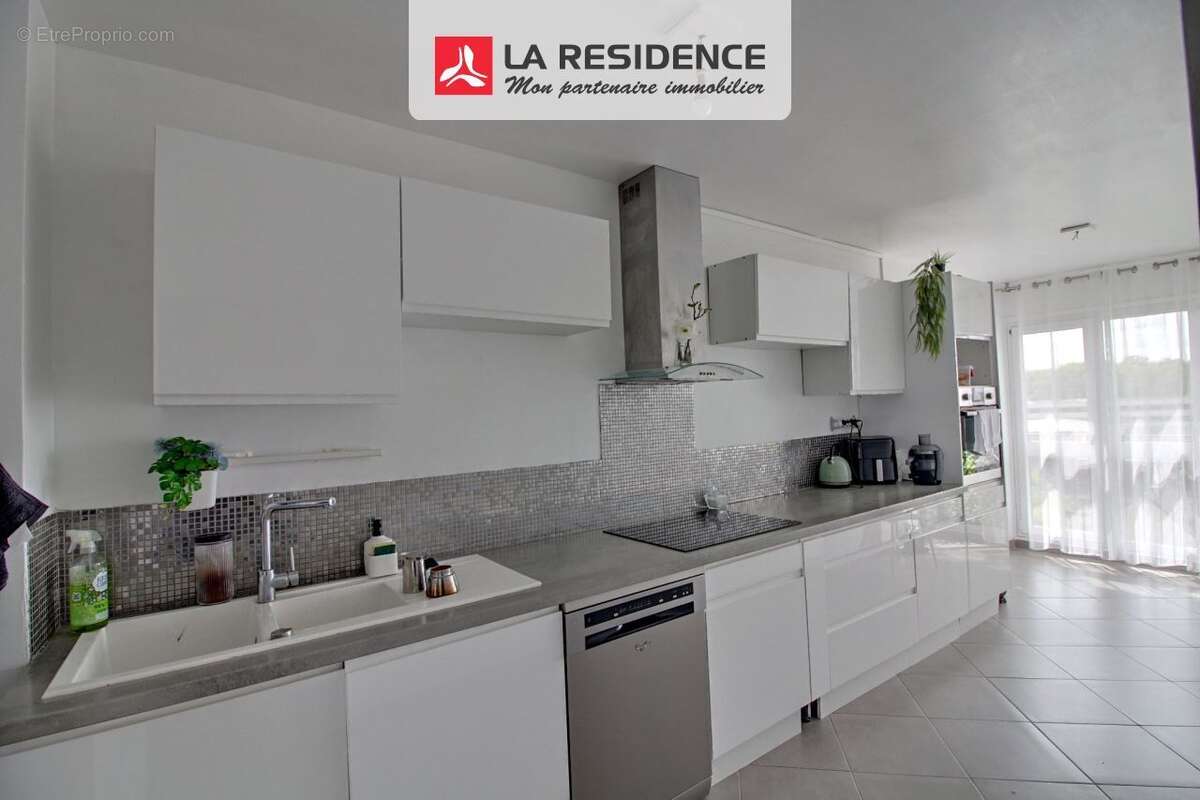 Appartement 78 m² à Les Mureaux  - photo 2