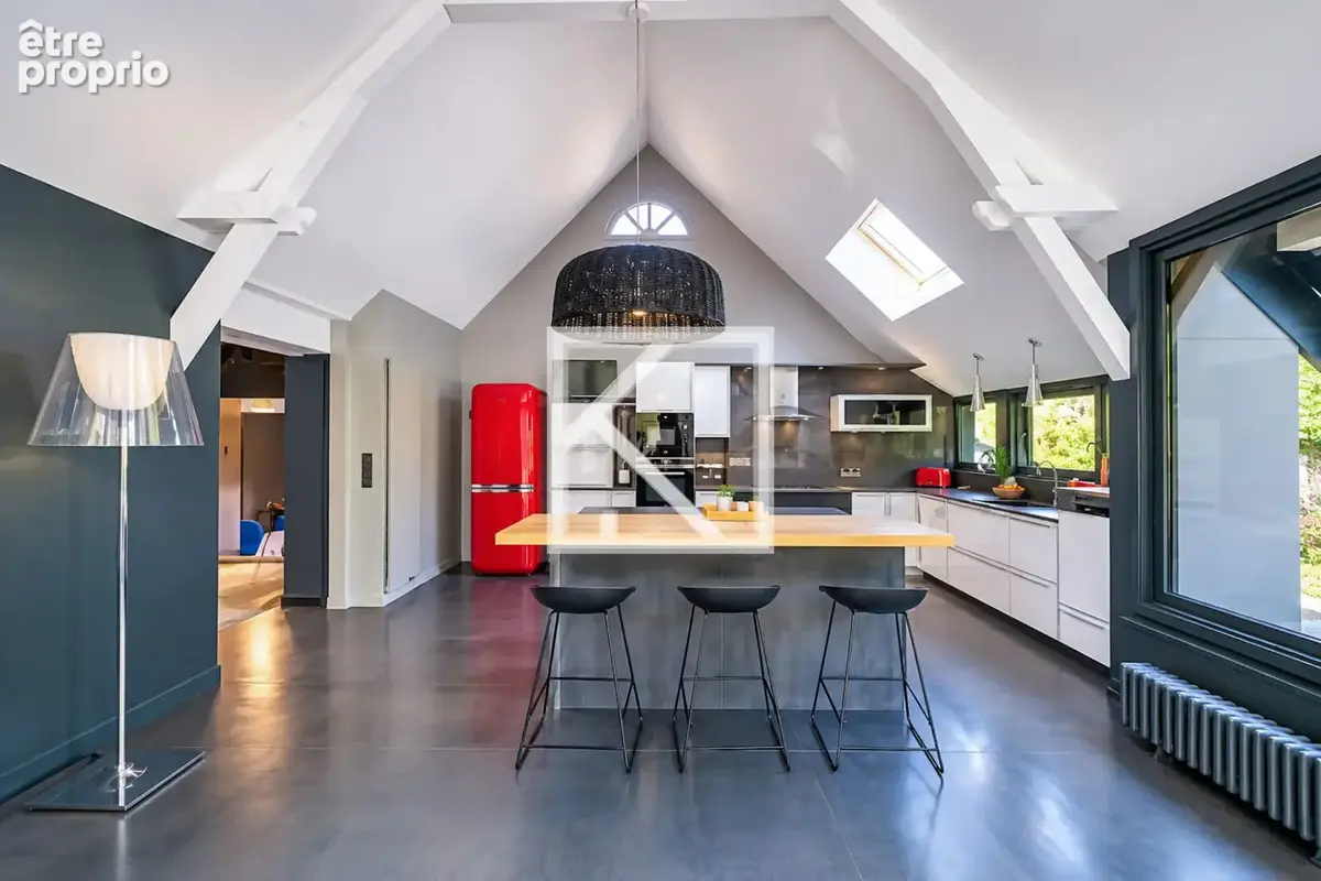 Maison 9 pièces 260 m² à vendre à Pruille-Le-Chetif (72700) - photo 2