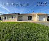 Maison à FAYE-SUR-ARDIN