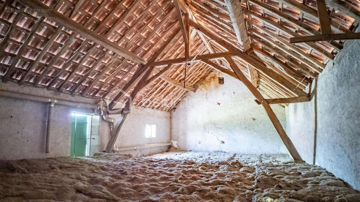 Maison à ARGENVIERES