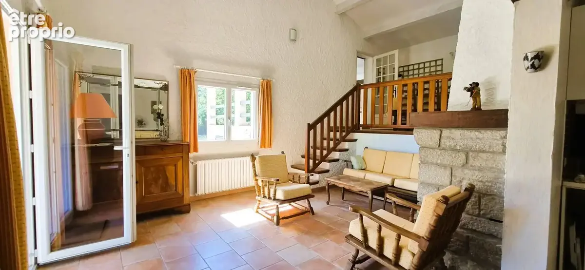 Villa sur 2190m² à Figanières. - photo 2
