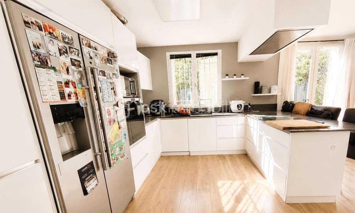 Maison à LES PAVILLONS-SOUS-BOIS