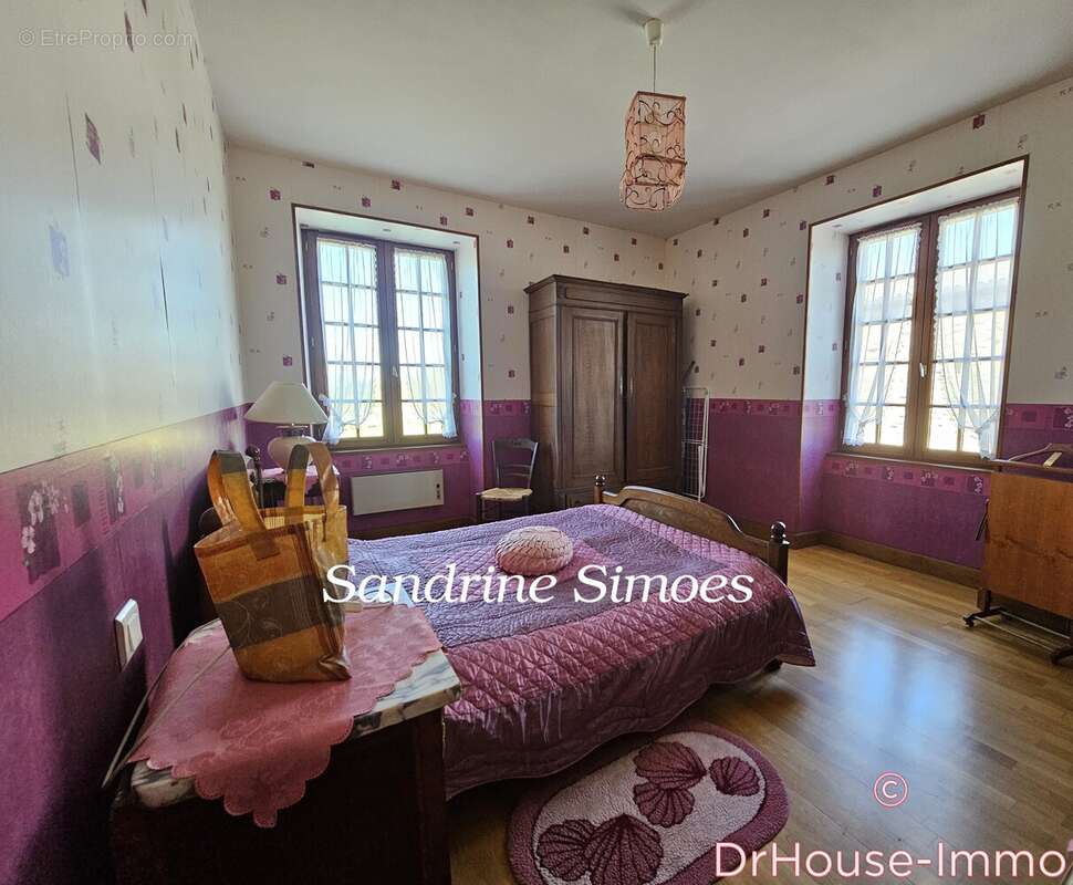 Maison à MAUPREVOIR