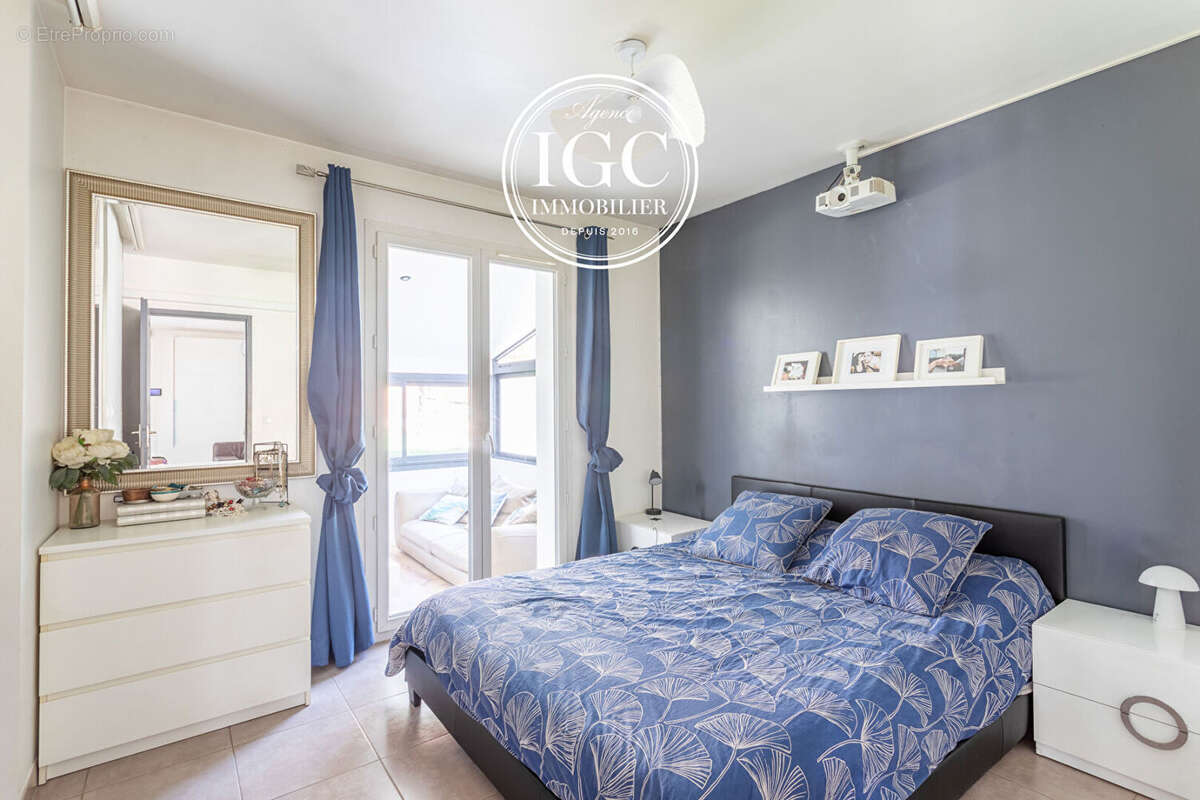 Le Rove  Maison 5 pièces de 102 m² - photo 6