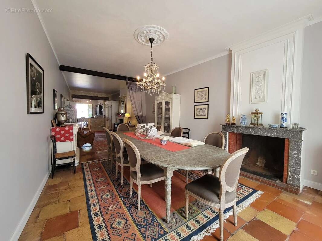Belle maison de caractère avec jardin privé - photo 4